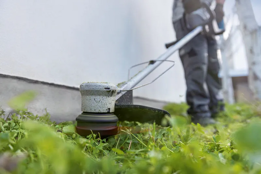 Battery-powered grass trimmer-GRT 18V-33 Professional