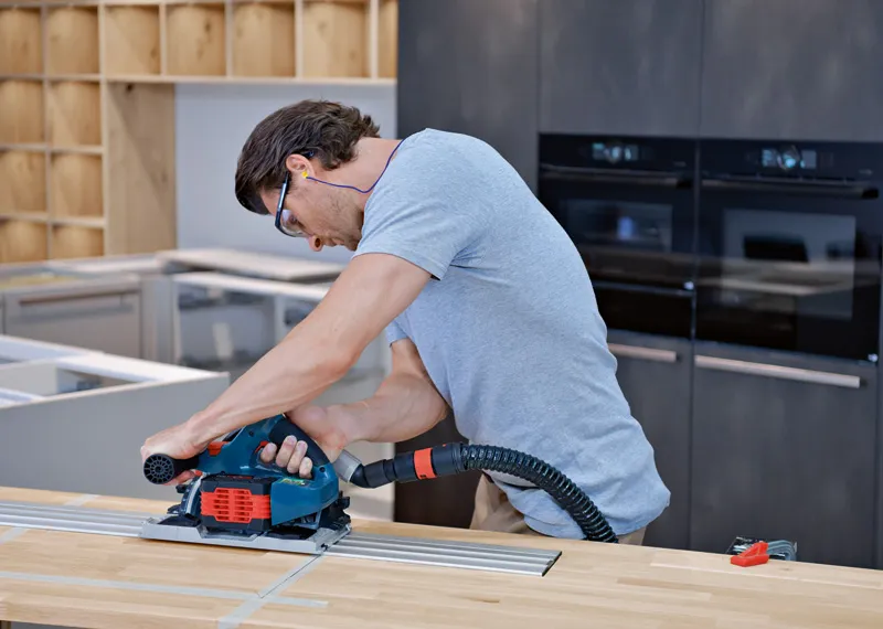 BITURBO Battery-Powered Plunge Saw-GKT 18V-52 GC Professional