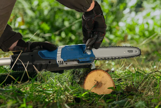 Battery-powered telescopic pruner-GKE 18V-25 TP Professional