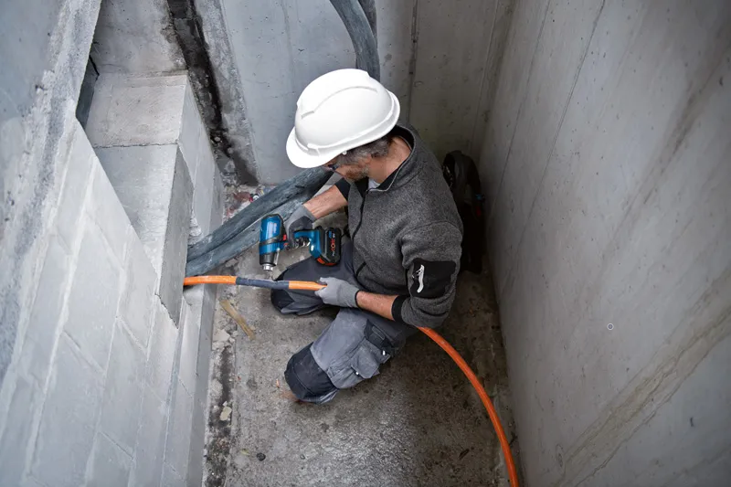 Battery-powered heat gun-GHG 18V-50 Professional
